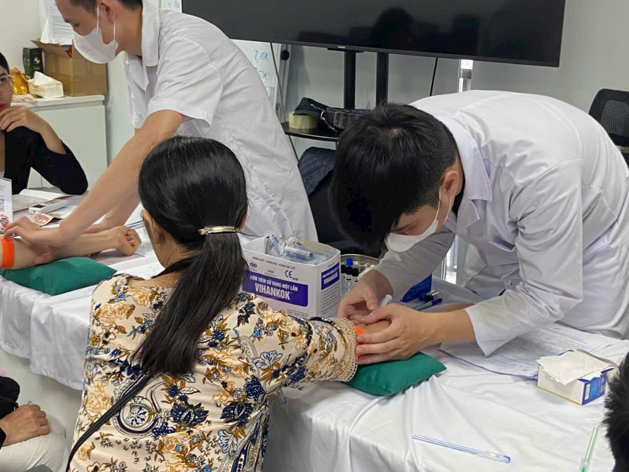 Khám sức khỏe 8